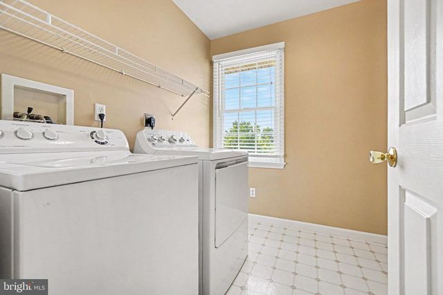 1140 WOODRIDGE DR, Middletown, PA 17057