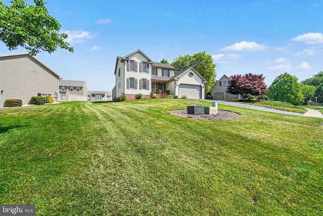 1140 WOODRIDGE DR, Middletown, PA 17057