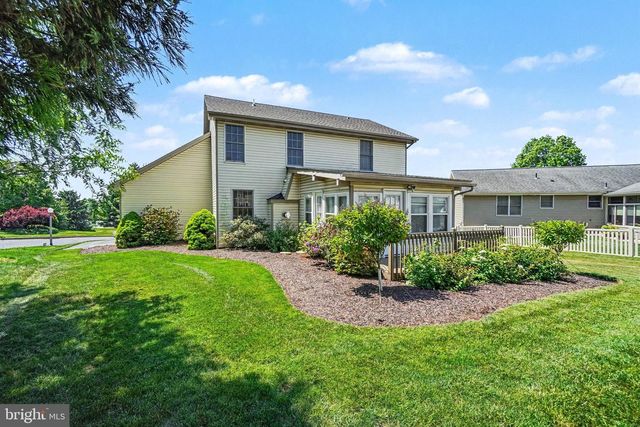 1140 WOODRIDGE DR, Middletown, PA 17057