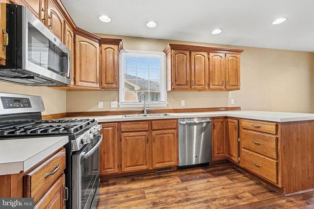 1140 WOODRIDGE DR, Middletown, PA 17057
