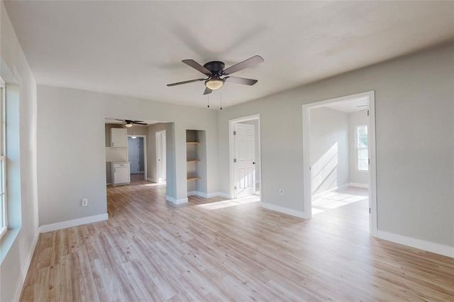 1600 Grinnell Street, Dallas, TX 75216