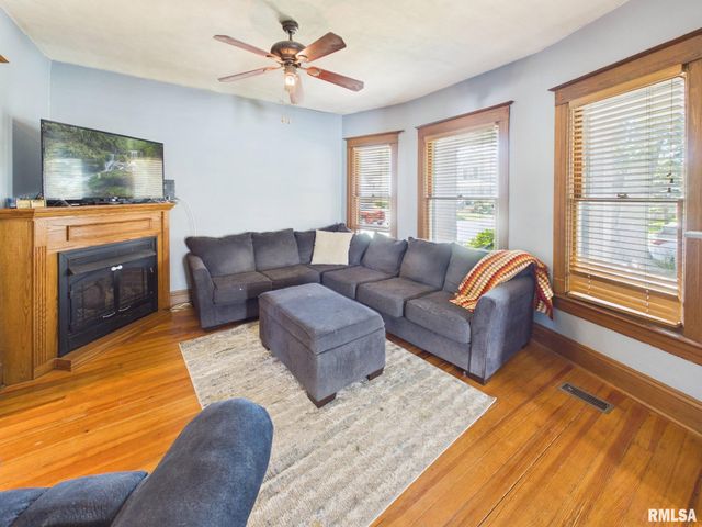 400 S Adelia Street, Springfield, IL 62704