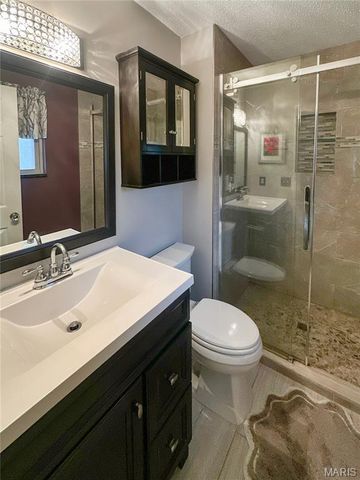 7412 Oakwood South Drive, Cedar Hill, MO 63016