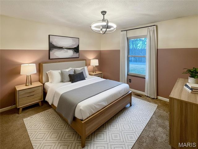 7412 Oakwood South Drive, Cedar Hill, MO 63016