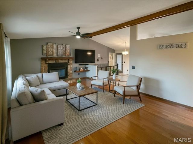 7412 Oakwood South Drive, Cedar Hill, MO 63016