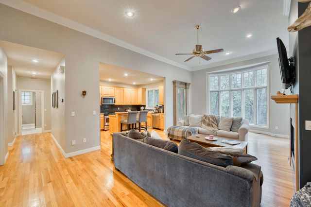 2328 S Celebration Avenue, Springfield, MO 65809