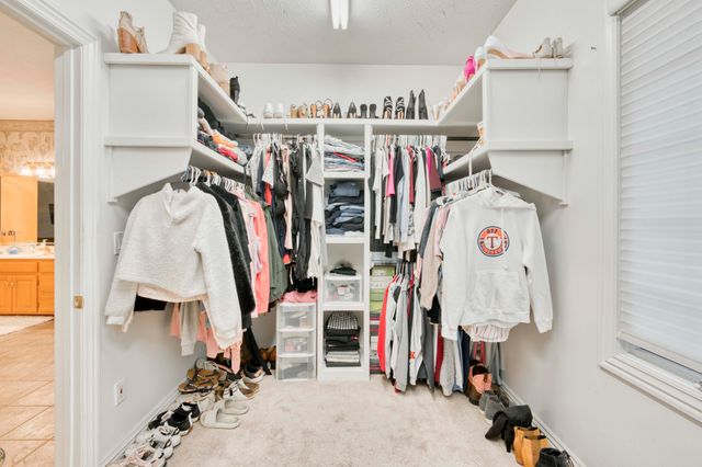 2328 S Celebration Avenue, Springfield, MO 65809