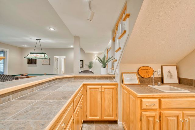 2328 S Celebration Avenue, Springfield, MO 65809