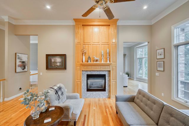 2328 S Celebration Avenue, Springfield, MO 65809