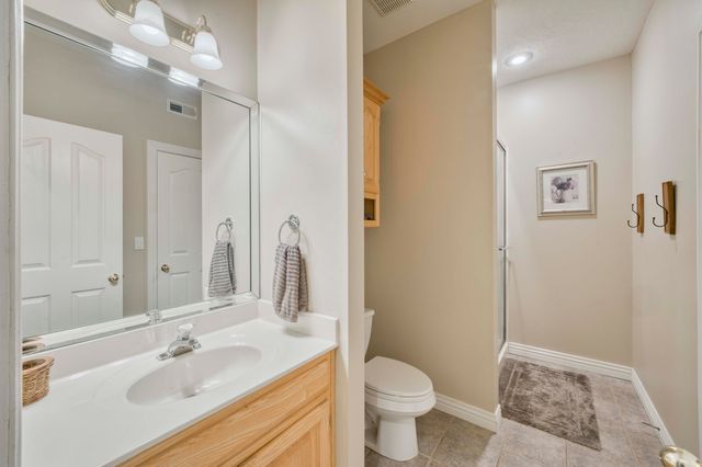 2328 S Celebration Avenue, Springfield, MO 65809