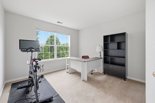 215 Grays Drive, Oswego, IL 60543