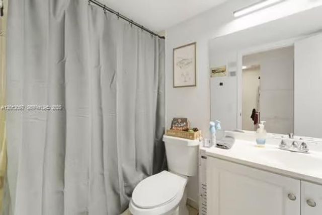 7151 Miami Lakes Dr P-22, Miami Lakes, FL 33014