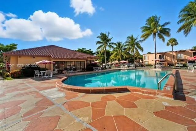 7151 Miami Lakes Dr P-22, Miami Lakes, FL 33014