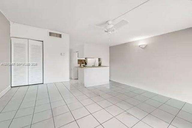 7151 Miami Lakes Dr P-22, Miami Lakes, FL 33014