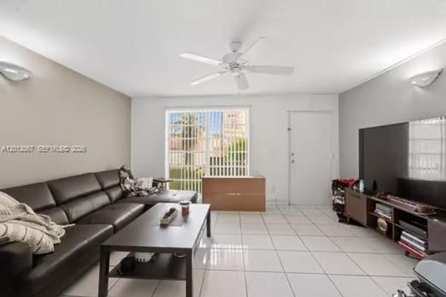 7151 Miami Lakes Dr P-22, Miami Lakes, FL 33014