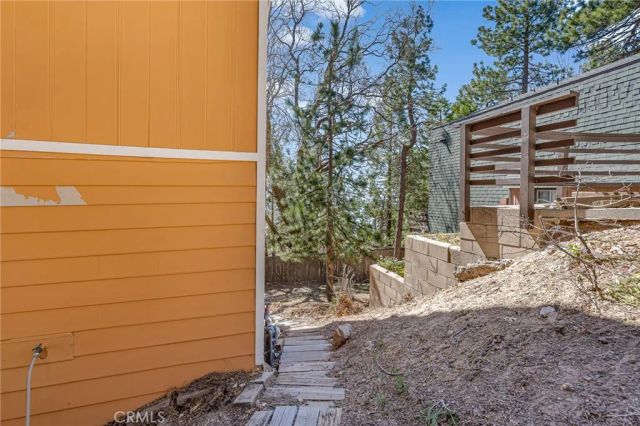 31701 Panorama, Running Springs, CA 92382