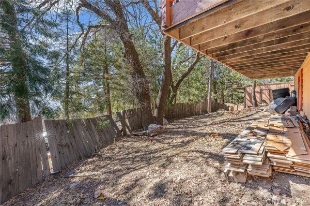 31701 Panorama, Running Springs, CA 92382