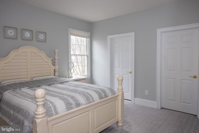 129 BERWICK DR, West Chester, PA 19382