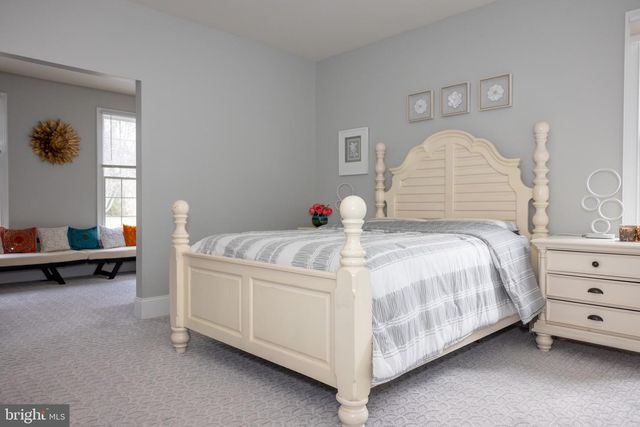 129 BERWICK DR, West Chester, PA 19382