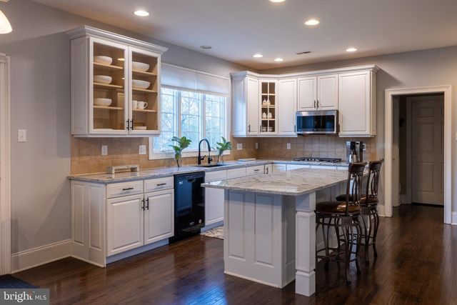 129 BERWICK DR, West Chester, PA 19382