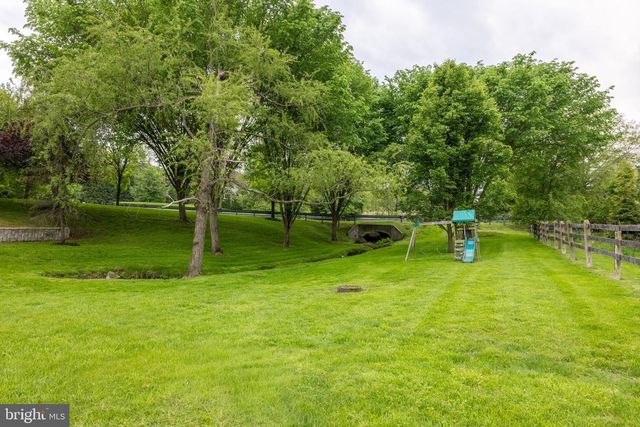 129 BERWICK DR, West Chester, PA 19382