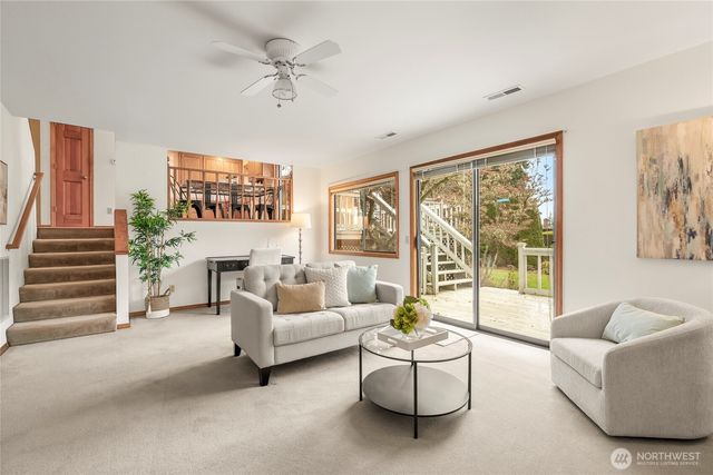 18726 92nd Avenue W, Edmonds, WA 98020