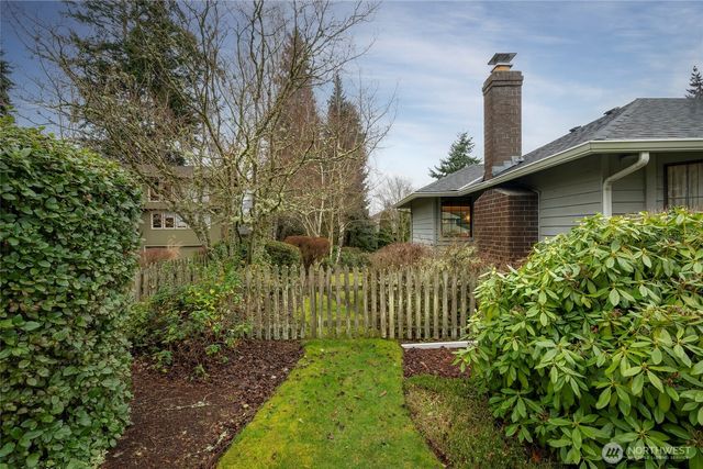 18726 92nd Avenue W, Edmonds, WA 98020