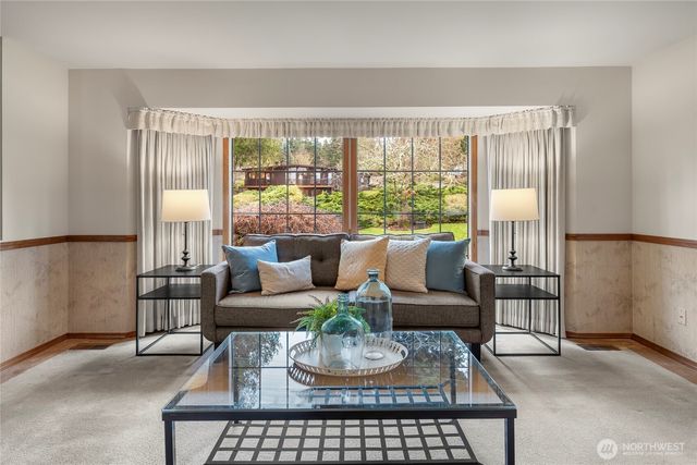 18726 92nd Avenue W, Edmonds, WA 98020