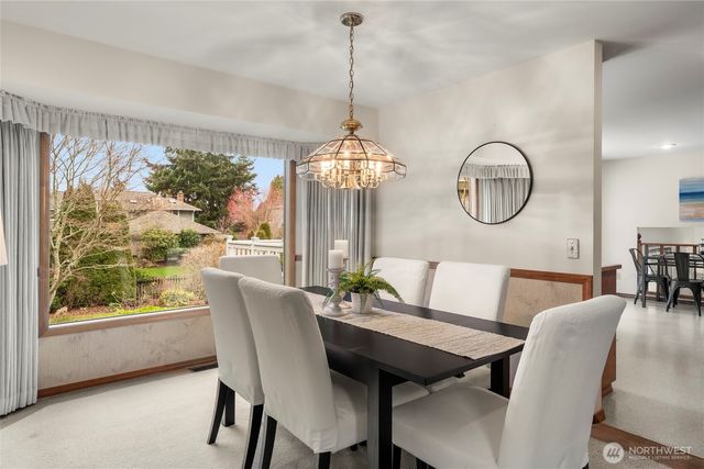 18726 92nd Avenue W, Edmonds, WA 98020