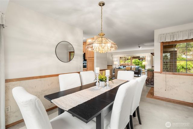 18726 92nd Avenue W, Edmonds, WA 98020