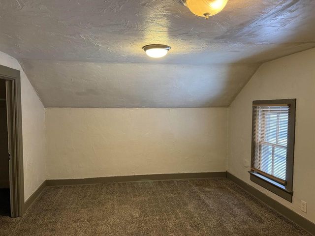 1400 KNAPP STREET, Oshkosh, WI 54902