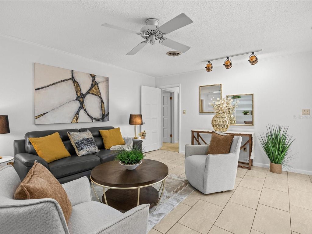 Image 13 of property listing at 2625 SUMMERFIELD ROAD, Winter Park, FL 32792