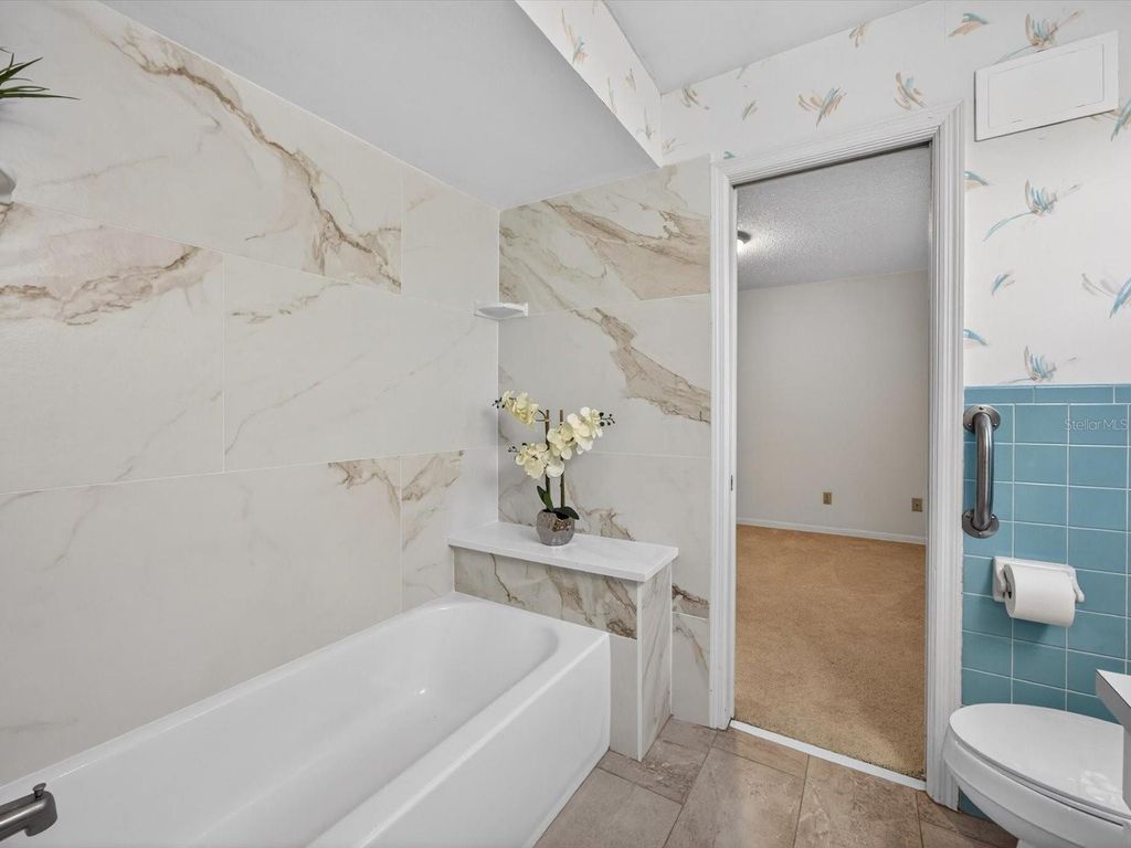 Image 25 of property listing at 2625 SUMMERFIELD ROAD, Winter Park, FL 32792