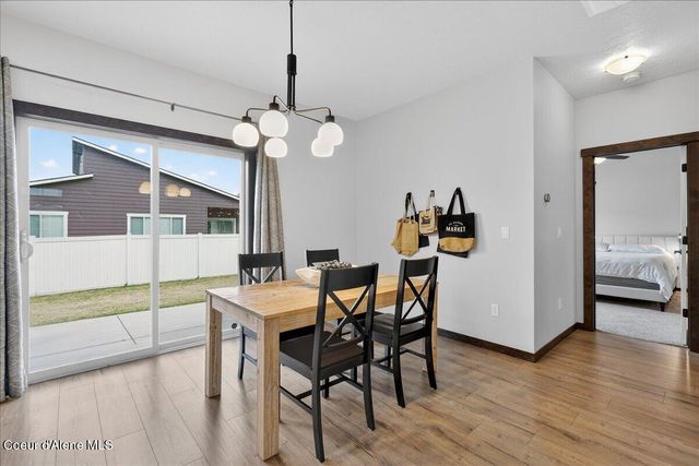 4302 N Donovan LN, Post Falls, ID 83854