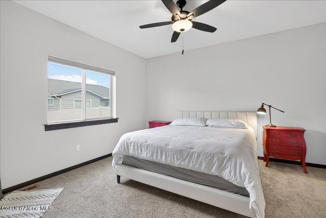 4302 N Donovan LN, Post Falls, ID 83854