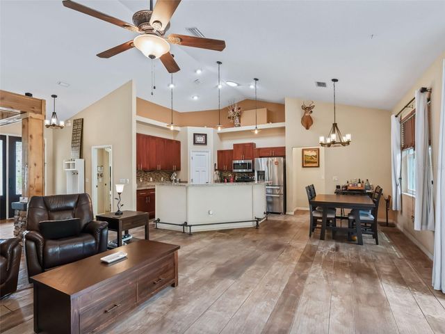 2187 COUNTY ROAD 243C, Wildwood, FL 34785