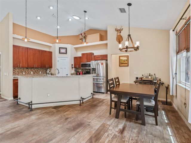 2187 COUNTY ROAD 243C, Wildwood, FL 34785