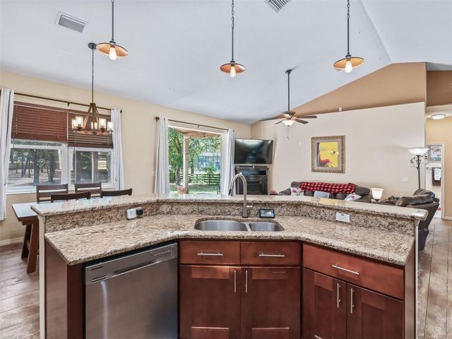 2187 COUNTY ROAD 243C, Wildwood, FL 34785