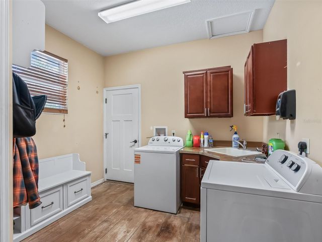 2187 COUNTY ROAD 243C, Wildwood, FL 34785