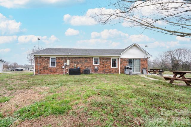 111 Hicks Road, Grover, NC 28073