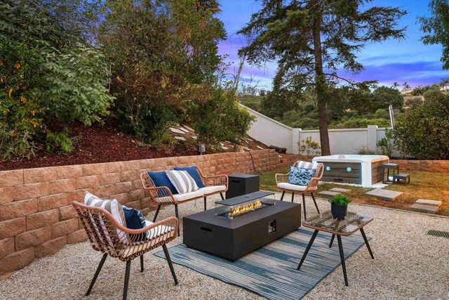 4640 Waverly Rd, Oceanside, CA 92056