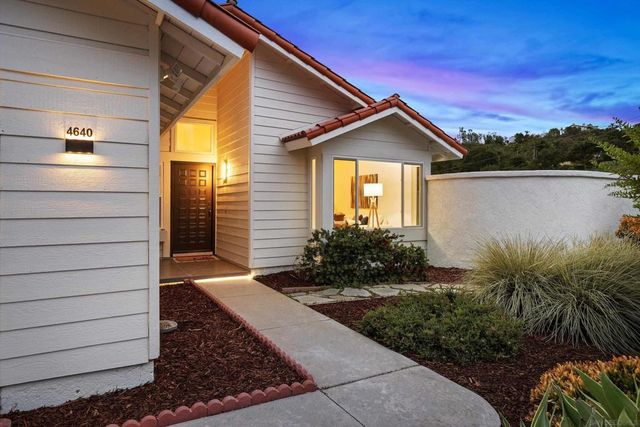 4640 Waverly Rd, Oceanside, CA 92056