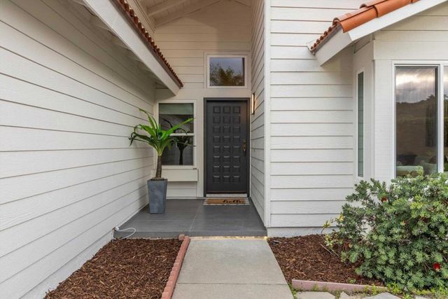 4640 Waverly Rd, Oceanside, CA 92056