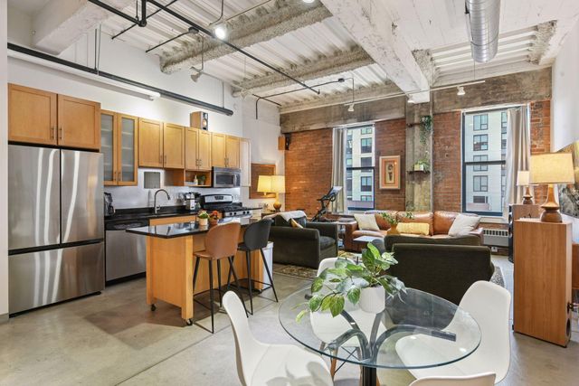 250 Park Avenue 610, Minneapolis, MN 55415