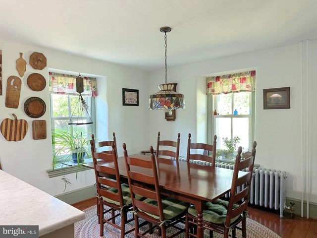 2382 BERGEY RD, Harleysville, PA 19438