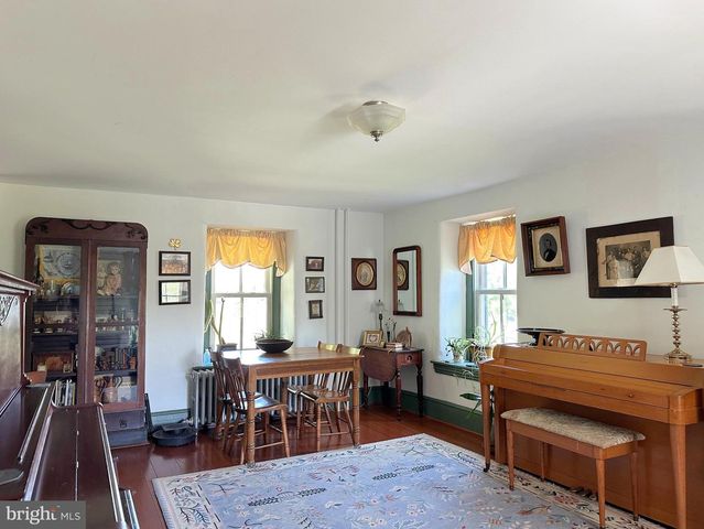 2382 BERGEY RD, Harleysville, PA 19438
