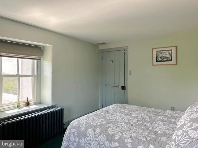2382 BERGEY RD, Harleysville, PA 19438