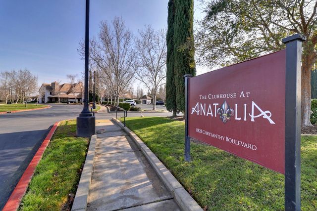 11746 Kouros Way, Rancho Cordova, CA 95742