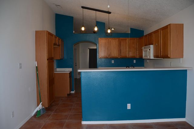 10619 Quasar Street NW, Albuquerque, NM 87114