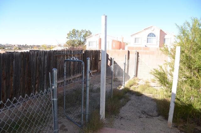 10619 Quasar Street NW, Albuquerque, NM 87114